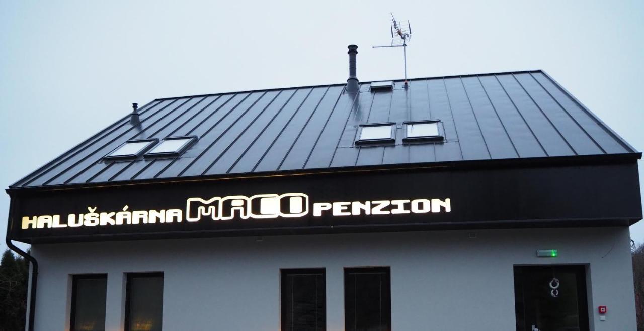 Penzion Maco 布赫洛维采 外观 照片